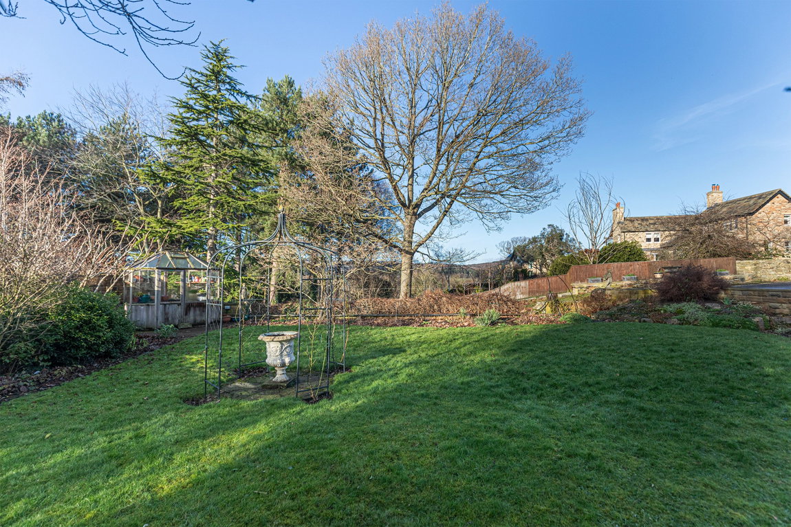 Swallowfield, Hill Top, Cawthorne
