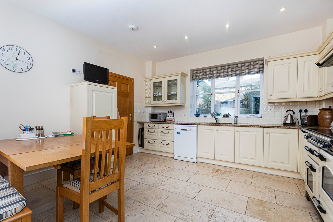 Swallowfield, Hill Top, Cawthorne