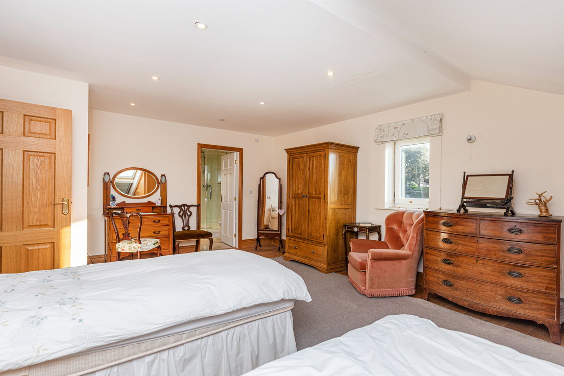 Swallowfield, Hill Top, Cawthorne