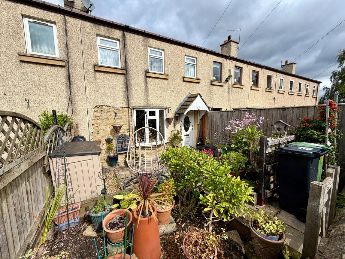 Bilham Road, Clayton West