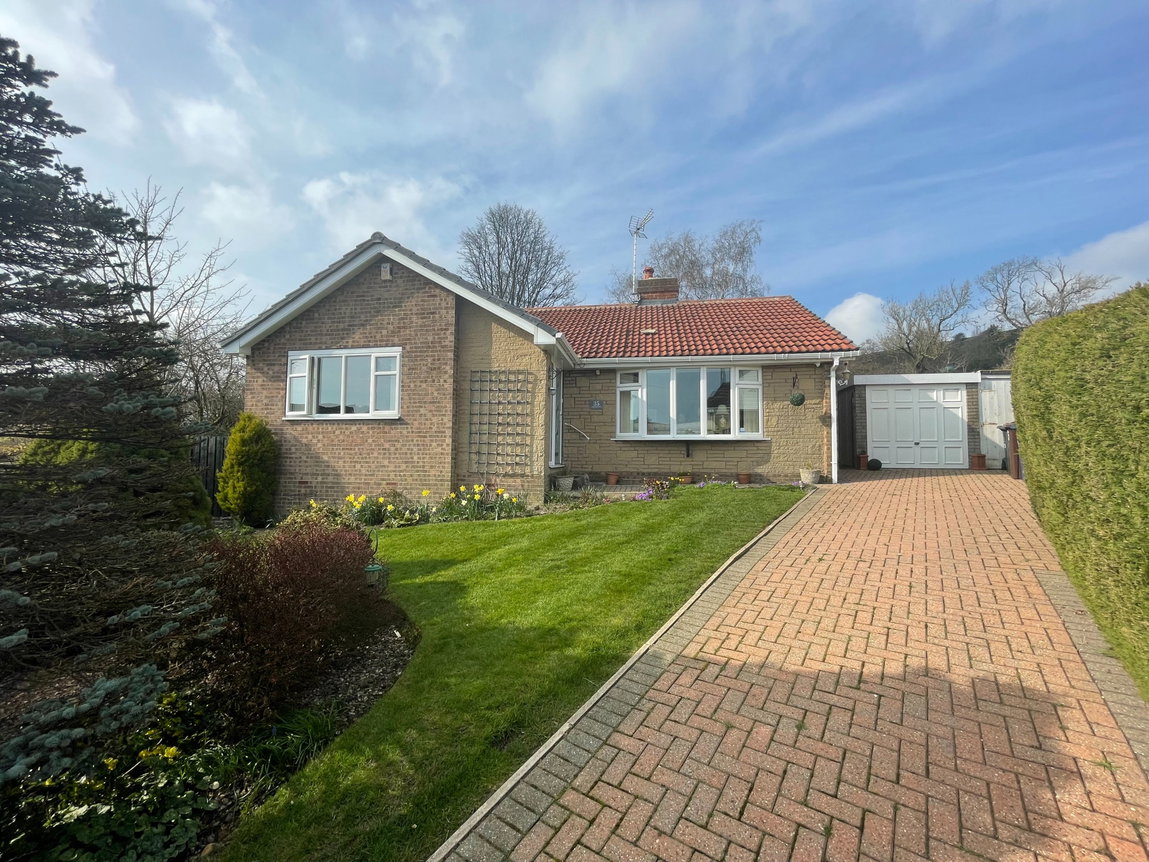 Copperas Close, Millhouse Green