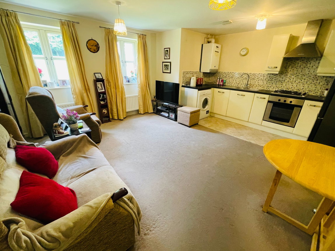 Grange Court, Wombwell, Barnsley, S73 0EZ