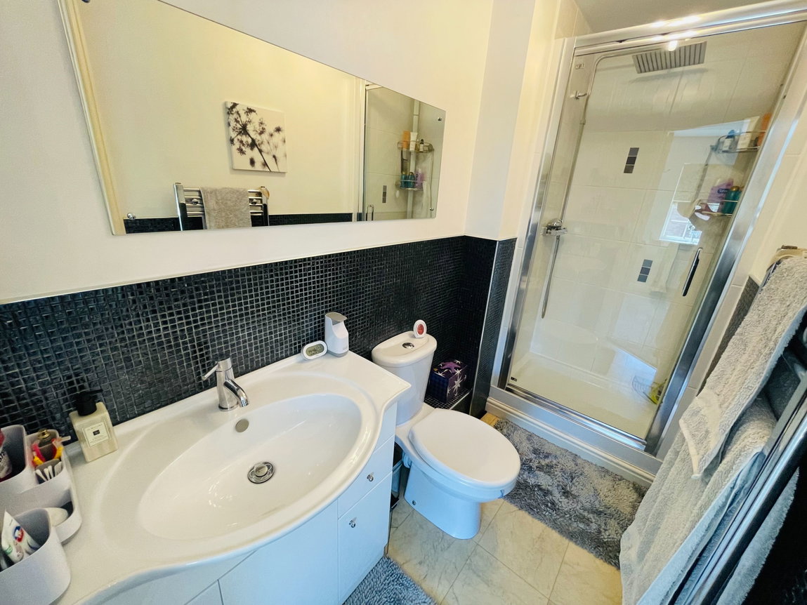 Honeymere Court, Barnsley, S70 3RU