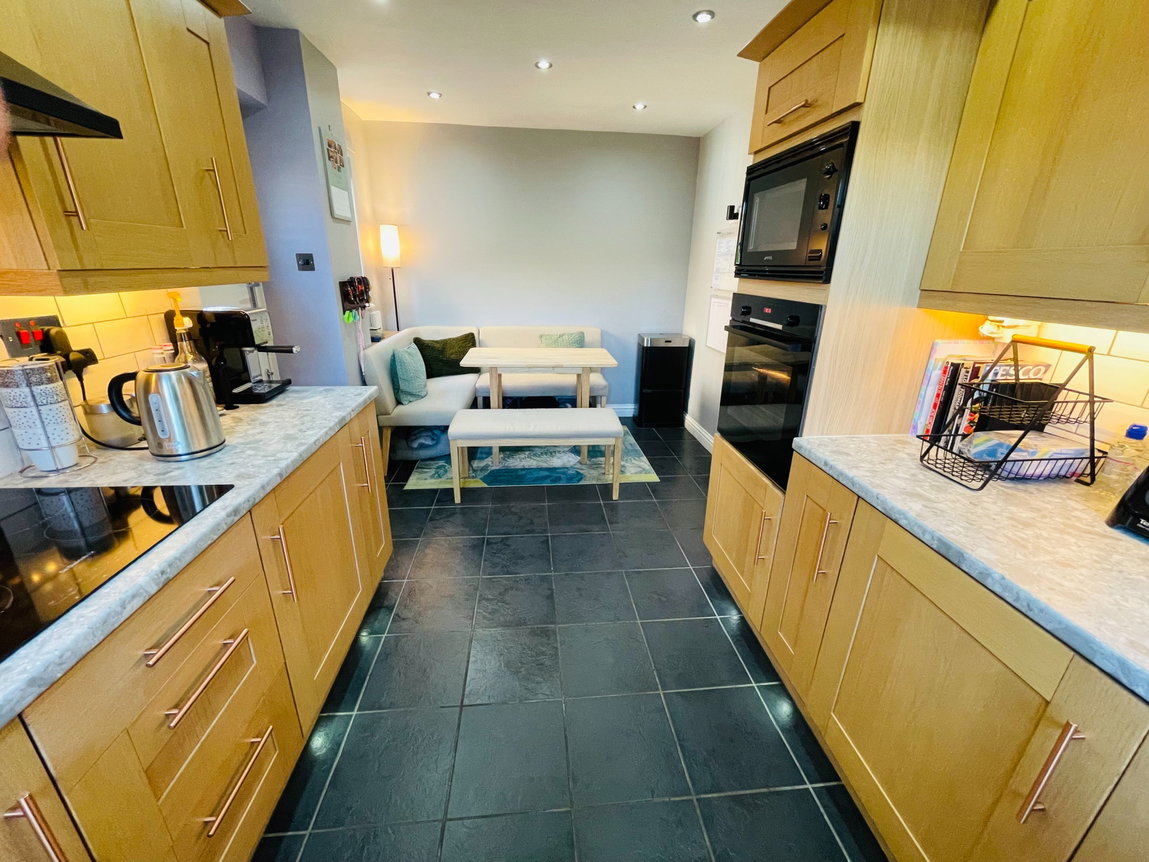 Salters Way, Penistone, Sheffield, S36 6UE