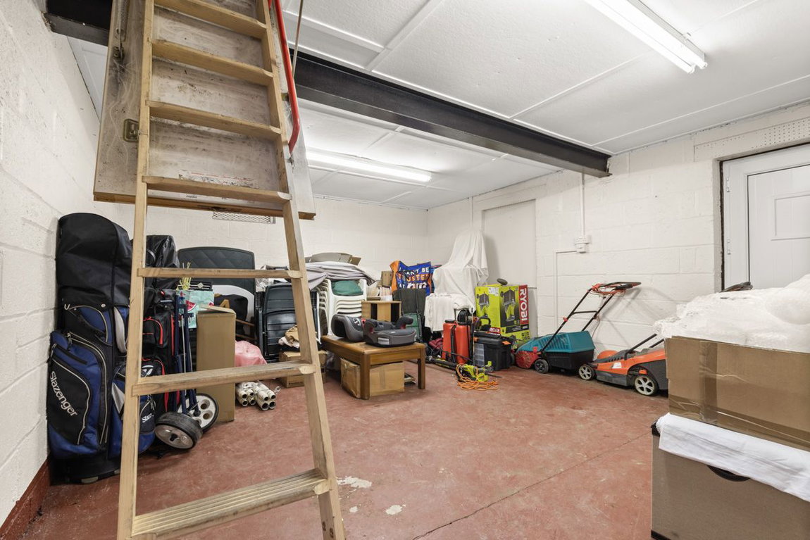 Paddock Road, Staincross, Barnsley, S75 6LE