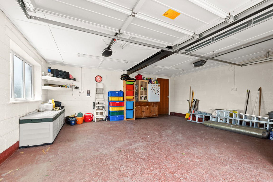 Paddock Road, Staincross, Barnsley, S75 6LE