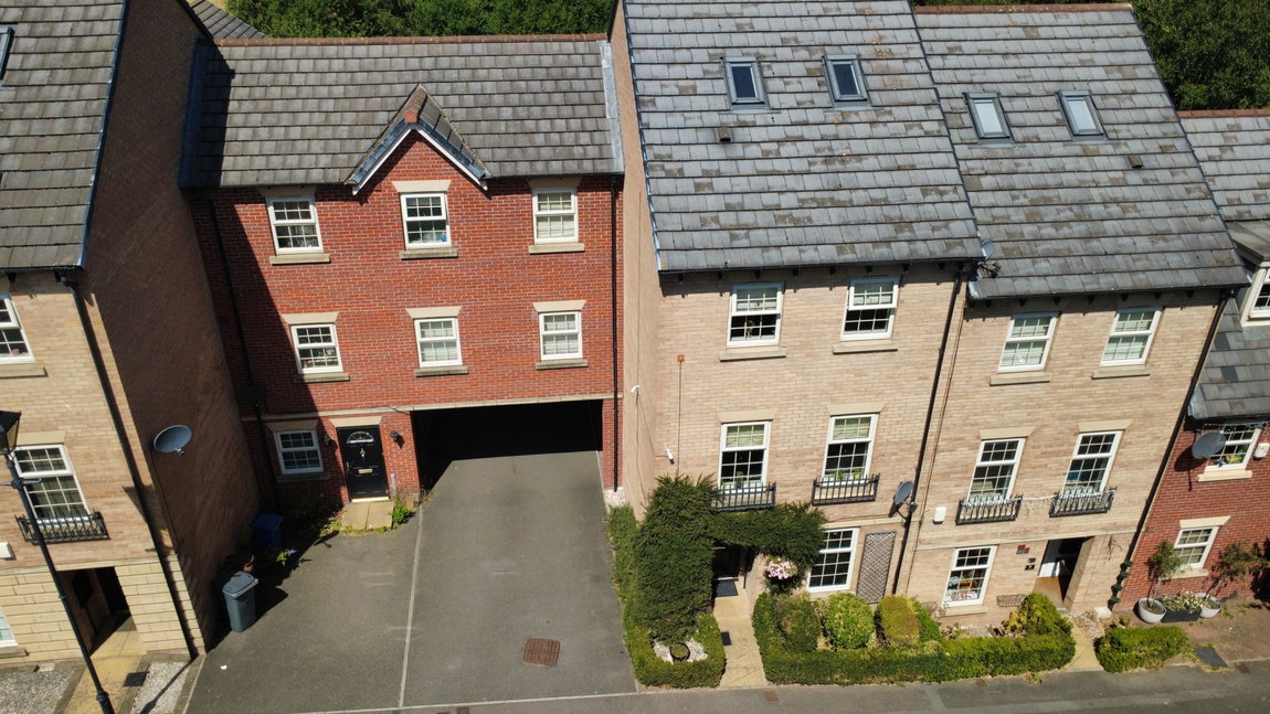 Honeymere Court, Barnsley, S70 3RU
